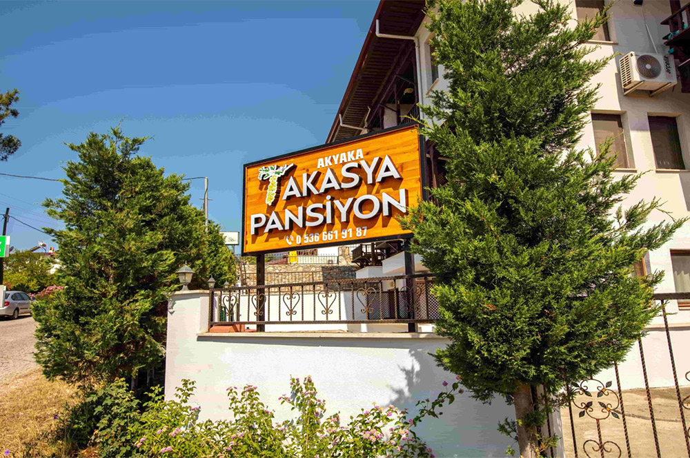 Akyaka’da Nerede Kalınır?