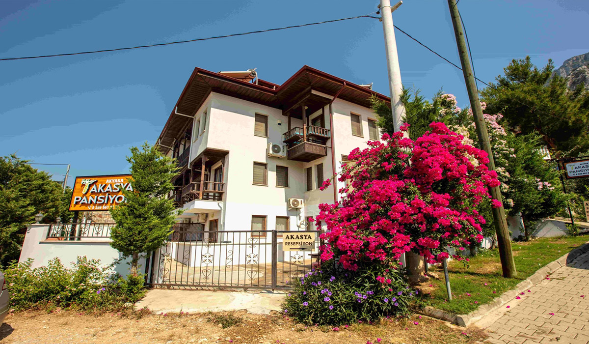 Akyaka Akasya Pansiyon oda ve apart seçenekleri