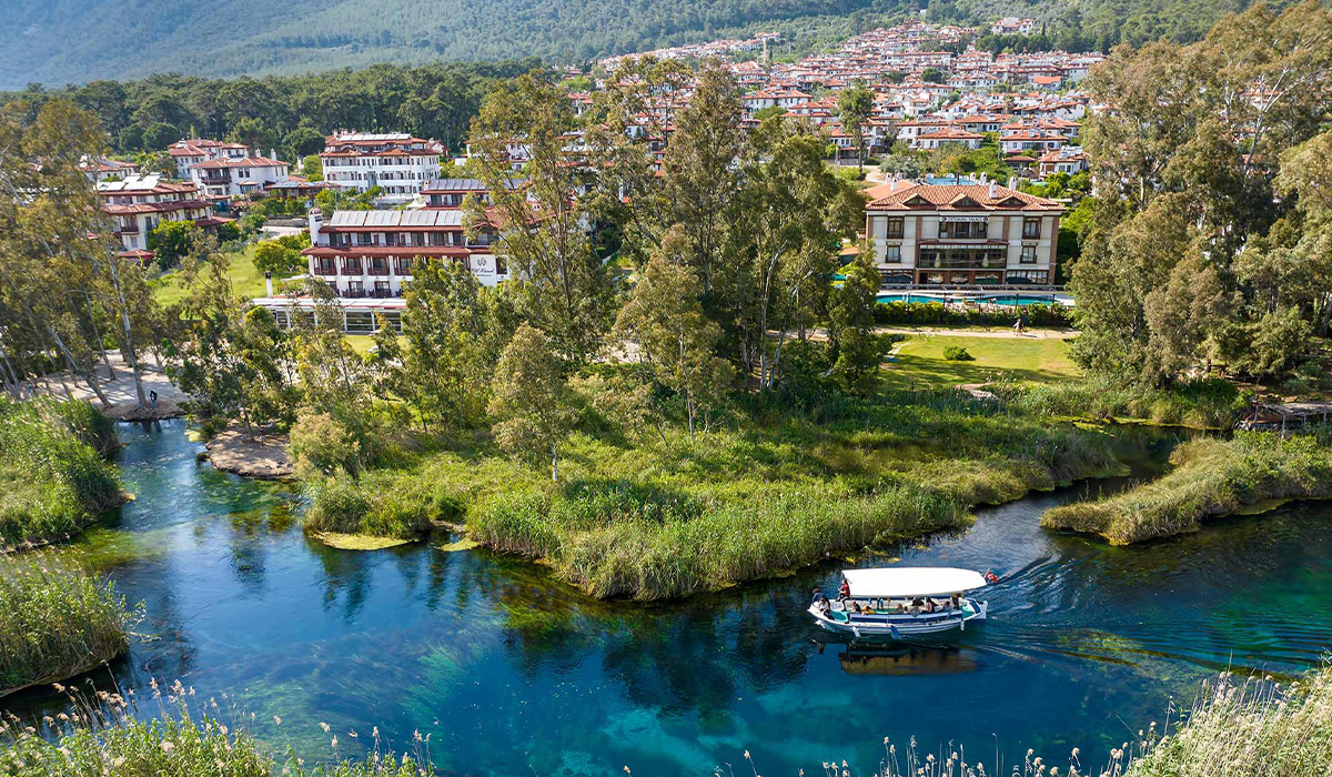 Azmak Nehri yakınında konaklama ve Akyaka tatili